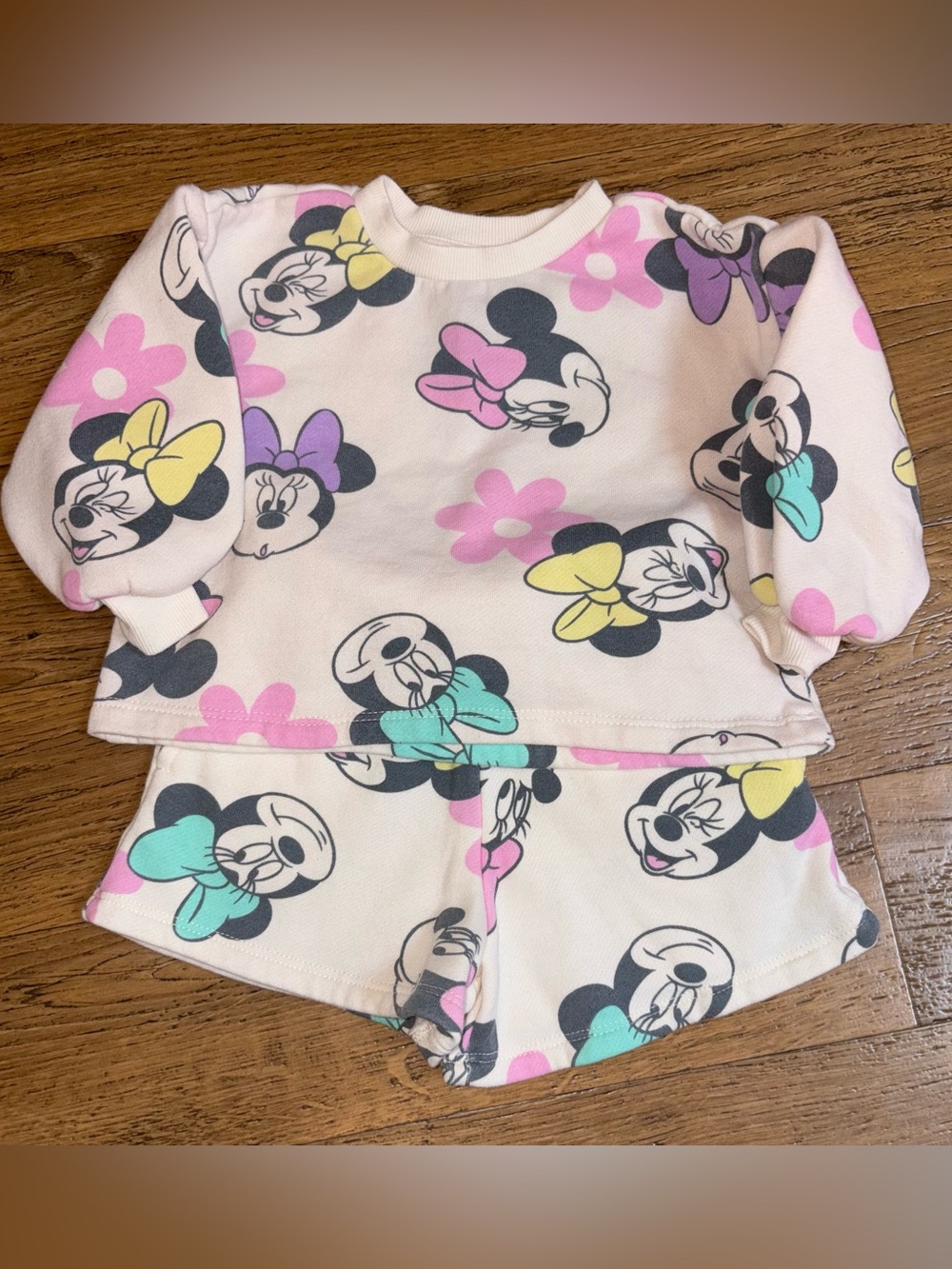 Girls' Pink Minnie Mouse-Print Sweatshirt and Short Set 2T